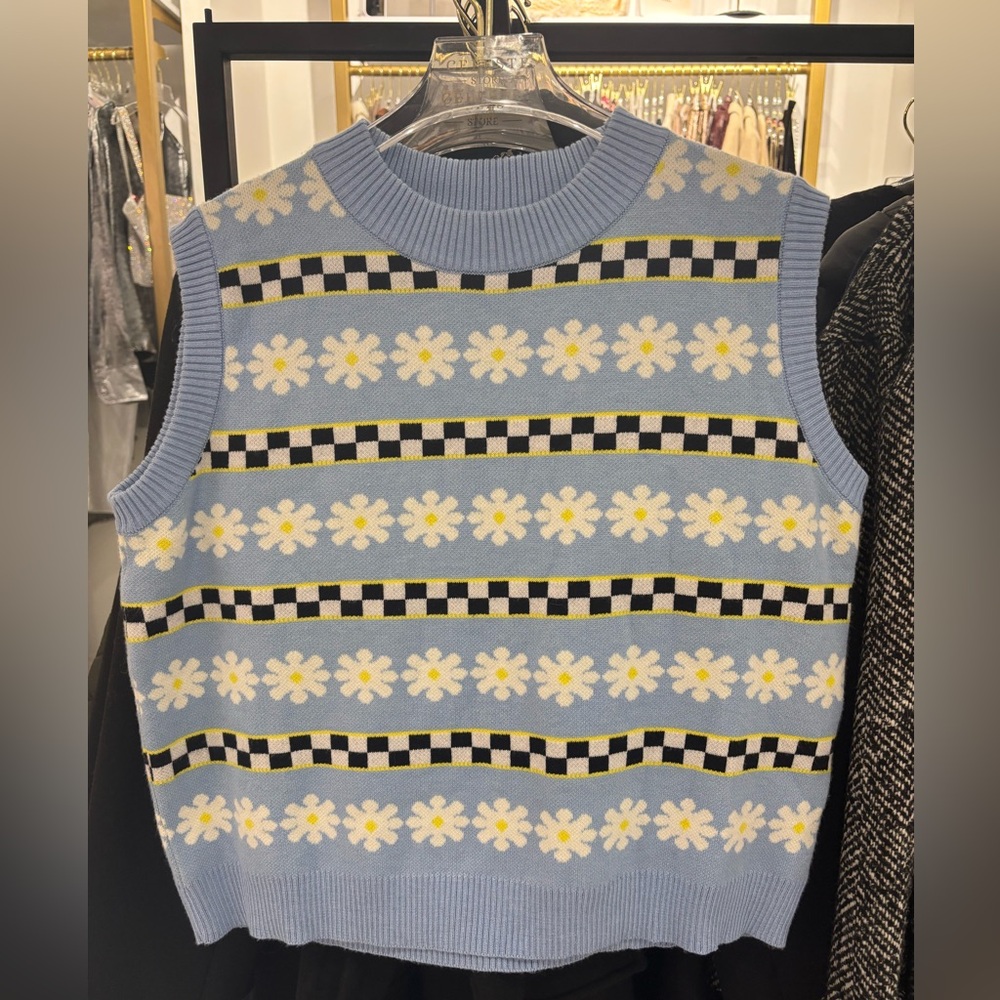 NWT Daisy Street Floral Patterned Blue Sweater Vest